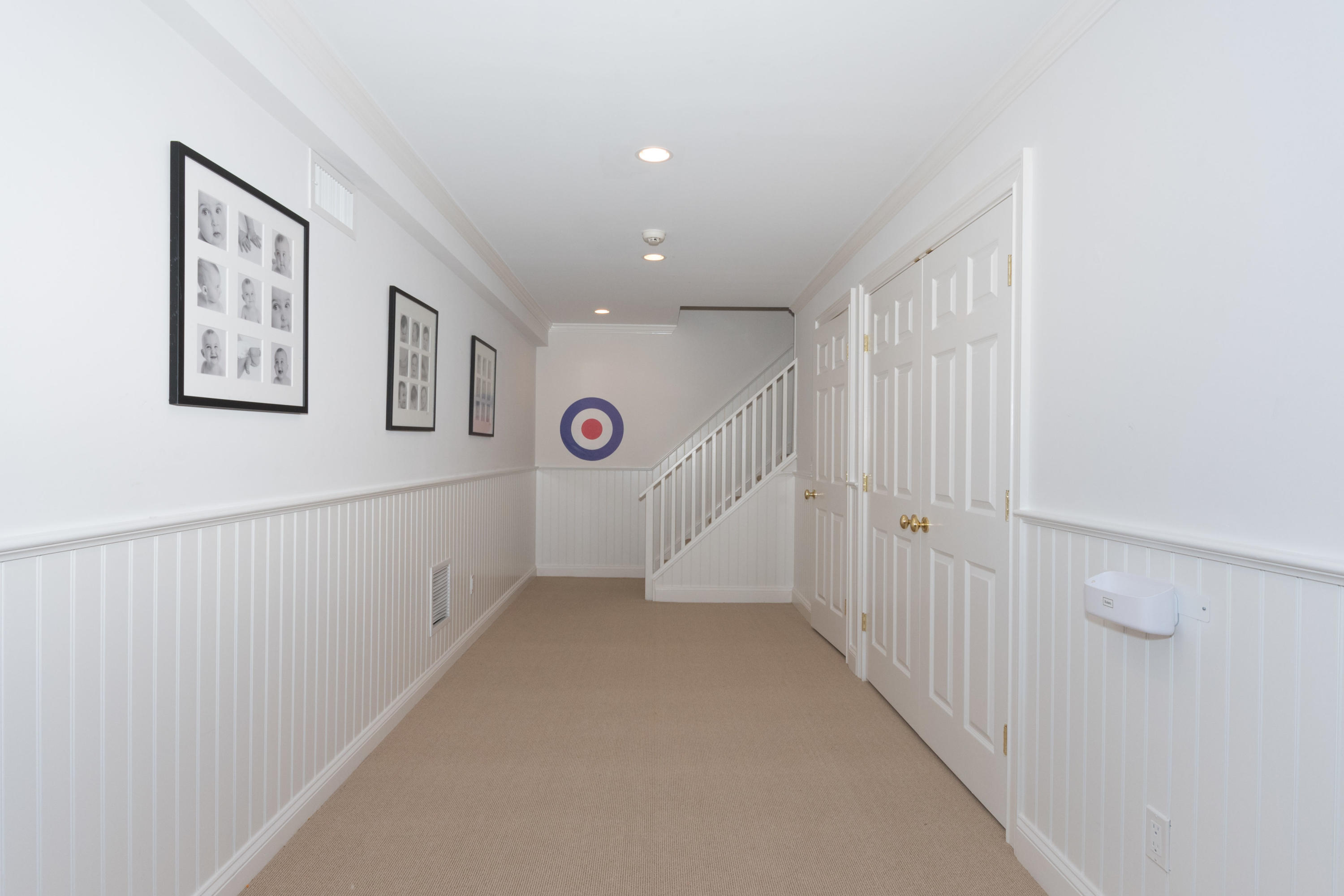 280 Hollow Tree Ridge Road Darien, CT 06820 - Photo 51 of 66 a view of a hallway