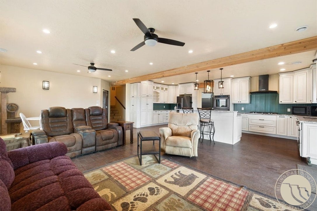 170 East Pryor Road Fromberg, MT 59029 - Photo 11 of 36 Gallery Image 11