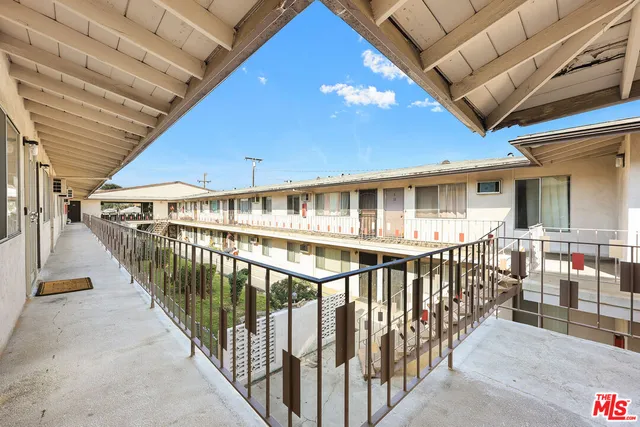 $6,788,888 | 524 North Poplar Avenue, Montebello, CA 90640