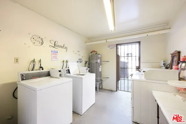 $6,788,888 | 524 North Poplar Avenue, Montebello, CA 90640