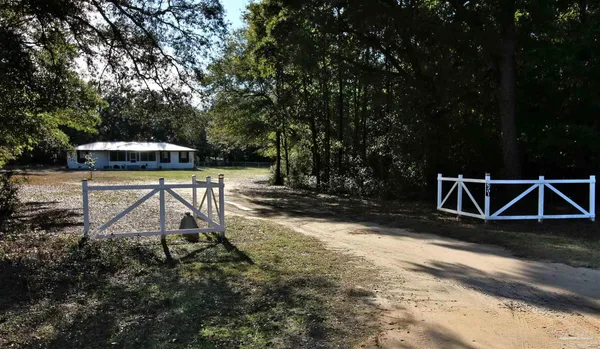 $409,000 | 6201 Glendale Drive, Milton, FL 32570