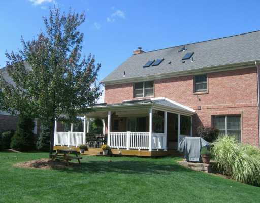 419 Meadow View Drive McKees Rocks, PA 15136 - Photo 4 of 8 Patio/Deck.