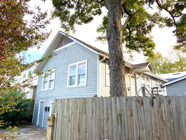 $1,425 | 1135 Woodland Street, Unit A, Houston, TX 77009