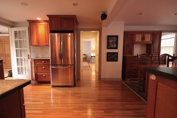 111 Chestnut Street Amherst, MA 01002 - Photo 16 of 30