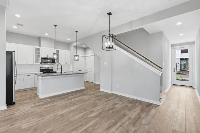 $2,799 | 411 Stonework Landing Lane, Houston, TX 77076