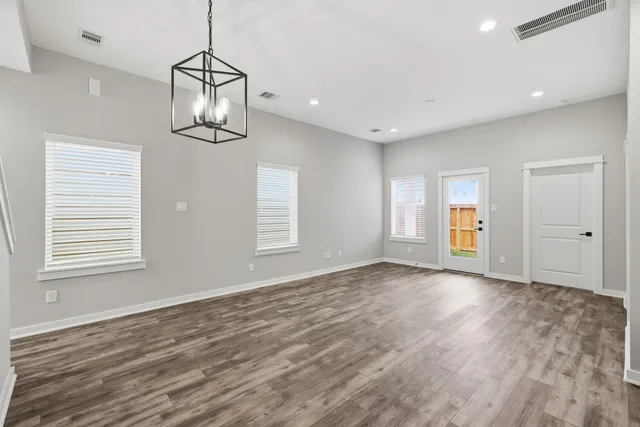 $2,799 | 411 Stonework Landing Lane, Houston, TX 77076