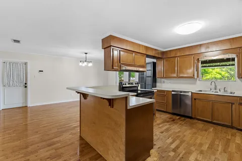 $395,000 | 1110 Hollybluff Street, Austin, TX 78753