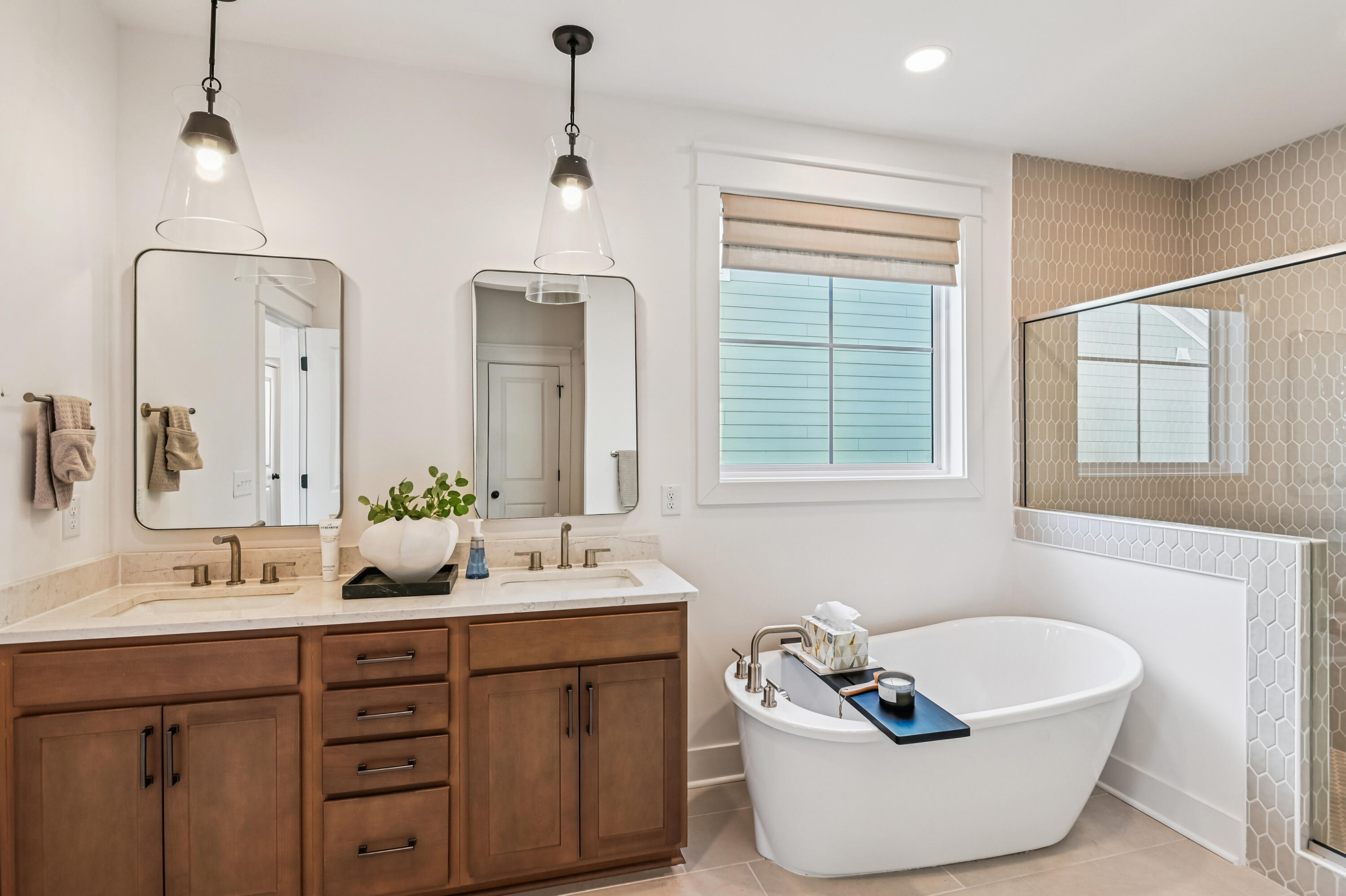 453 Eagleview Drive Moncks Corner, SC 29461 - Photo 18 of 44 interiors-primary_bath-dsc2416