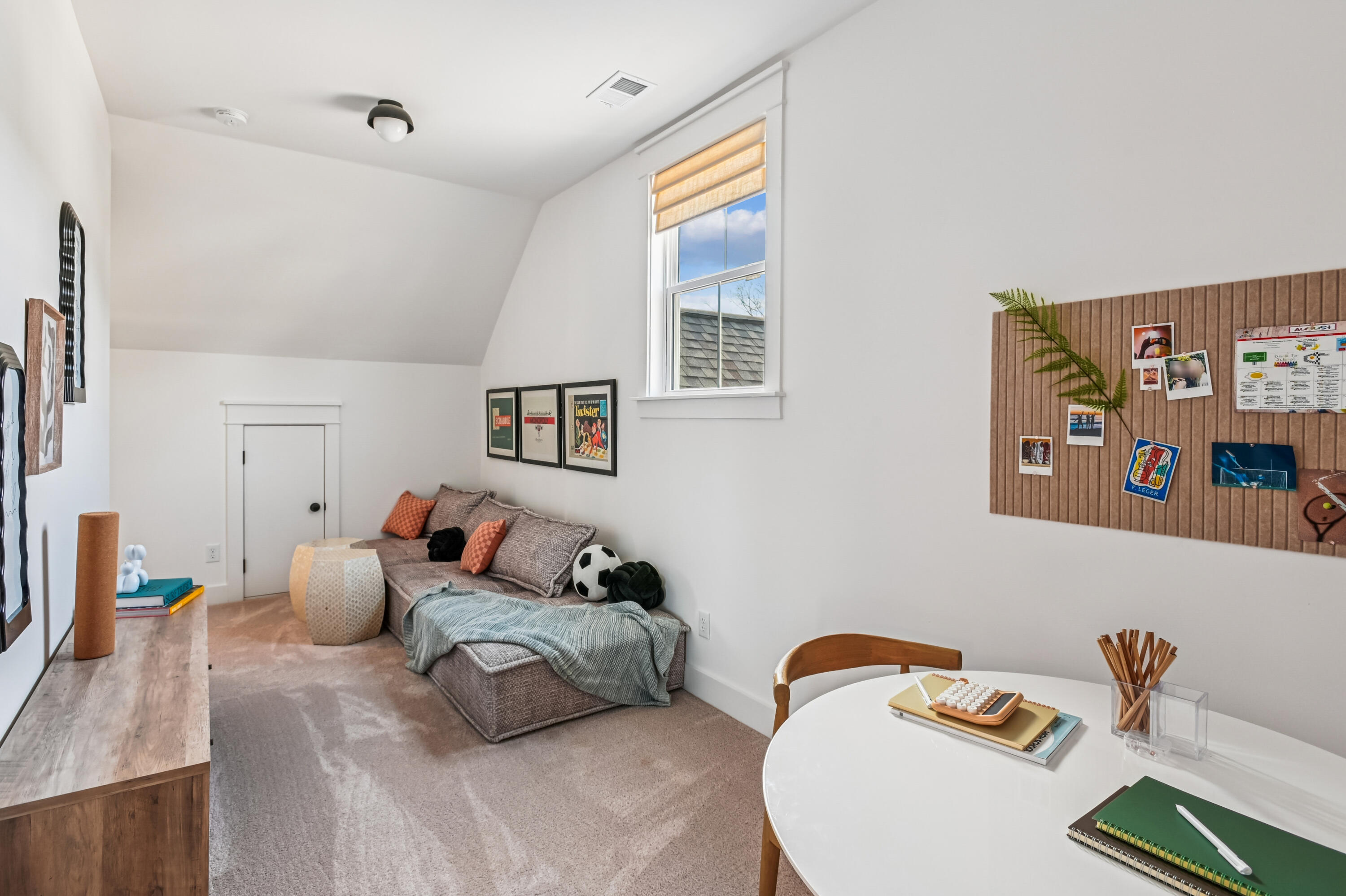 453 Eagleview Drive Moncks Corner, SC 29461 - Photo 21 of 44 interiors-bonus_room-dsc2476