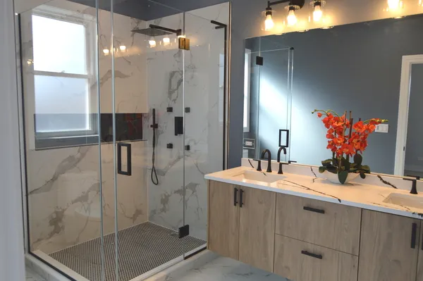 $829,000 | 3755 North Odell Avenue, Chicago, IL 60634