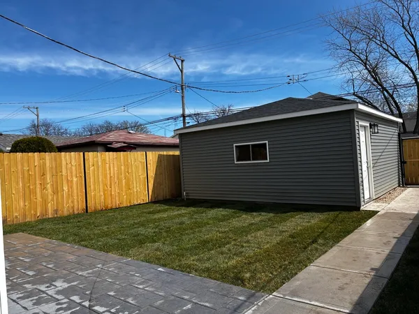 $829,000 | 3755 North Odell Avenue, Chicago, IL 60634