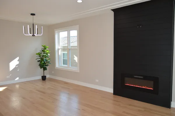 $829,000 | 3755 North Odell Avenue, Chicago, IL 60634
