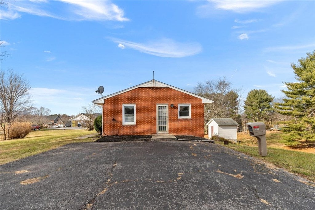 1754 Union Valley Road Riner, VA 24149 - Photo 36 of 65 Gallery Image 36