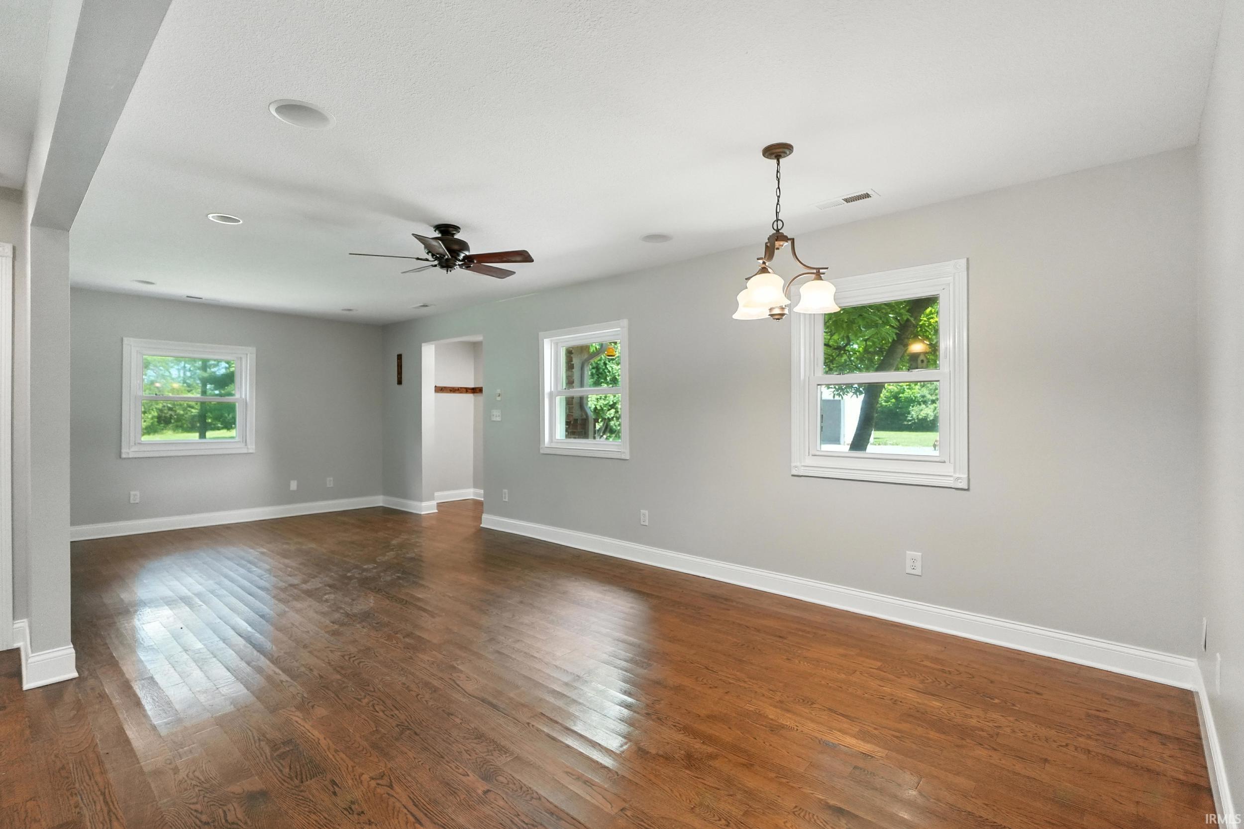 14831 Leesburg Road Fort Wayne, IN 46818 - Photo 8 of 32 Gallery Image 8
