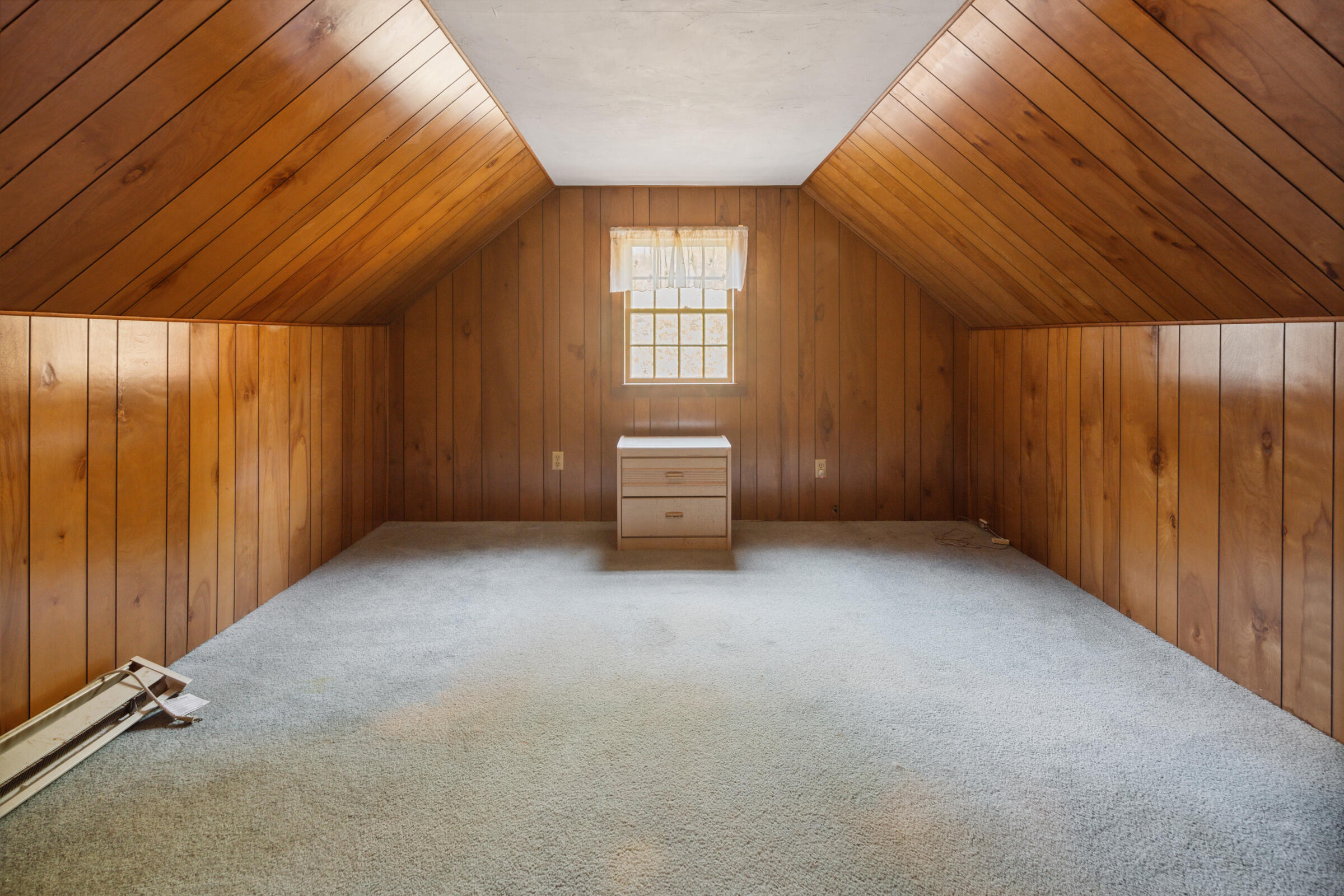 51 Anawan Road Brewster, MA 02631 - Photo 18 of 21 Upstairs Room