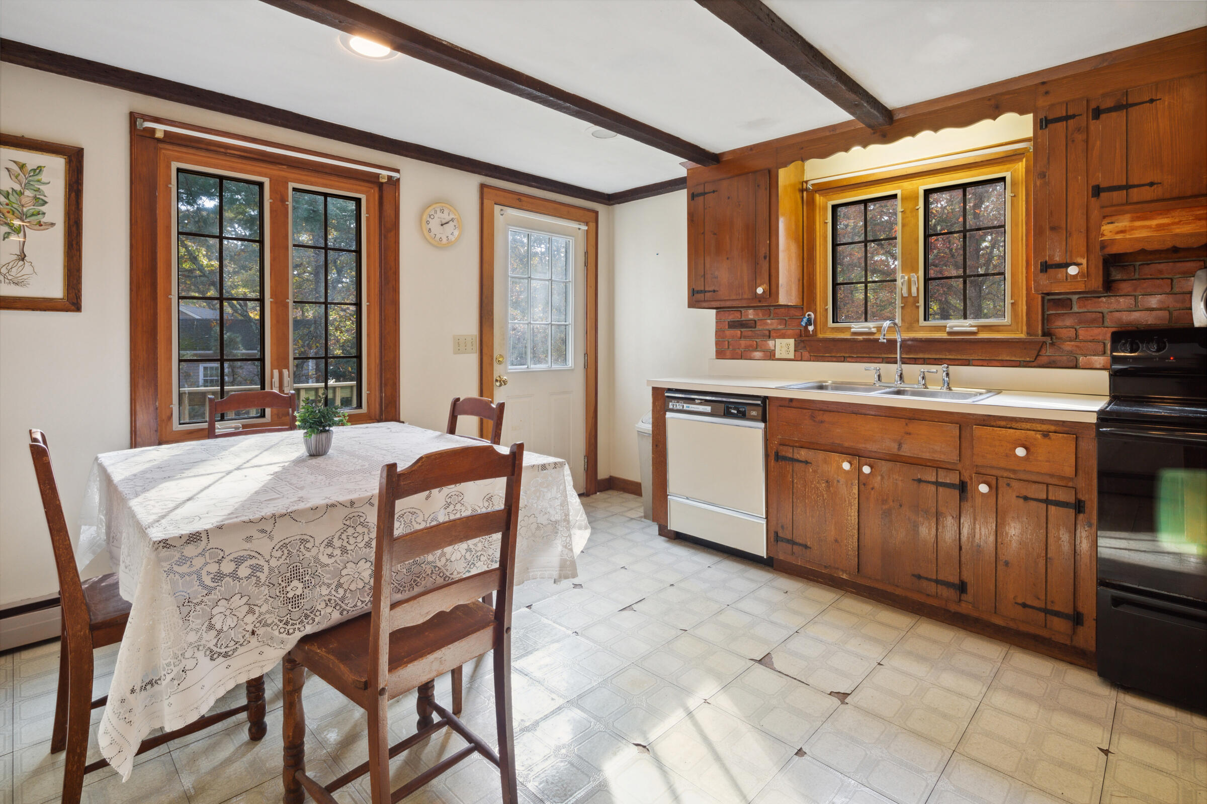 51 Anawan Road Brewster, MA 02631 - Photo 5 of 21 51AnawanRd-06-w
