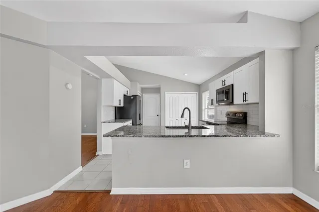 $2,300 | 11305 Symmes Lake Drive, Riverview, FL 33569