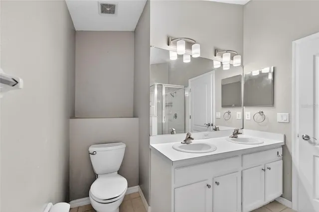 $2,300 | 11305 Symmes Lake Drive, Riverview, FL 33569