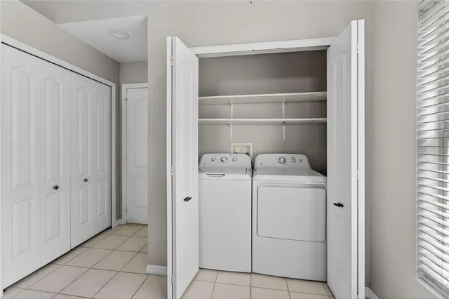 $2,300 | 11305 Symmes Lake Drive, Riverview, FL 33569