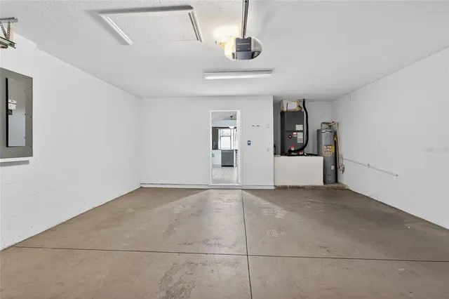 $2,300 | 11305 Symmes Lake Drive, Riverview, FL 33569