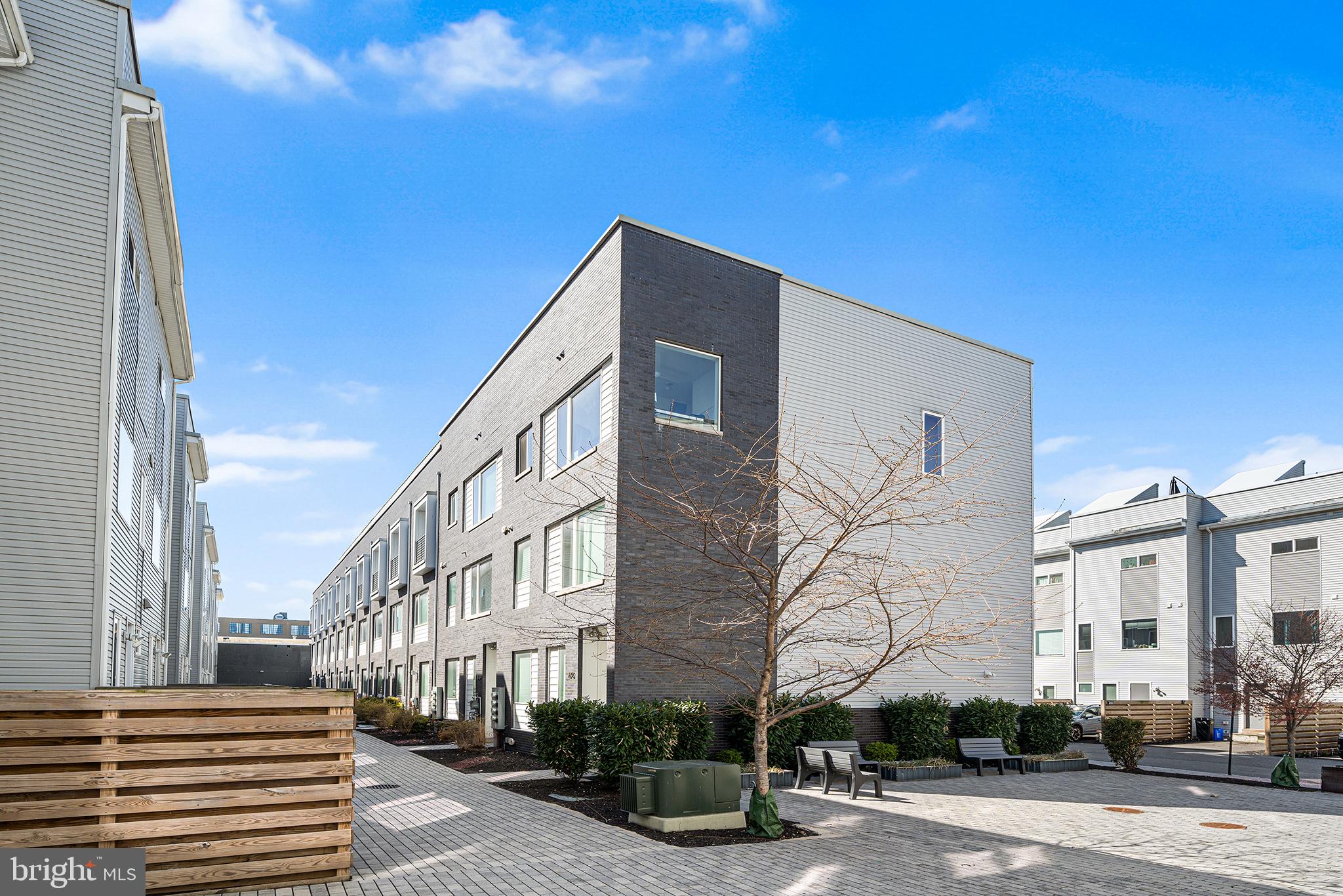 1640 North 5th Court, Unit 29A Philadelphia, PA 19122 - Photo 15 of 21 a front view of a building