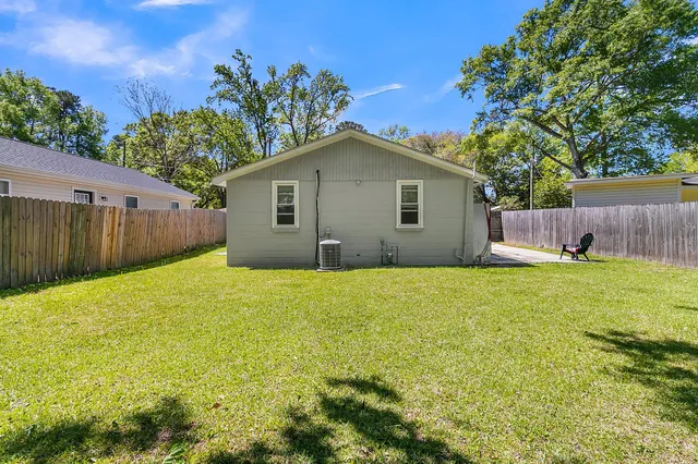$1,850 | 1442 Agatha Street, Charleston, SC 29407