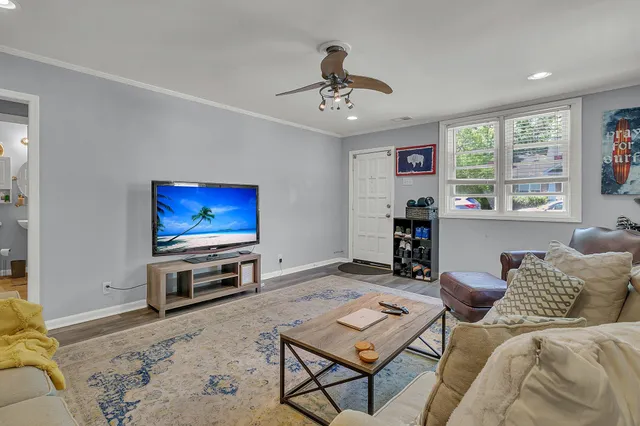 $1,850 | 1442 Agatha Street, Charleston, SC 29407