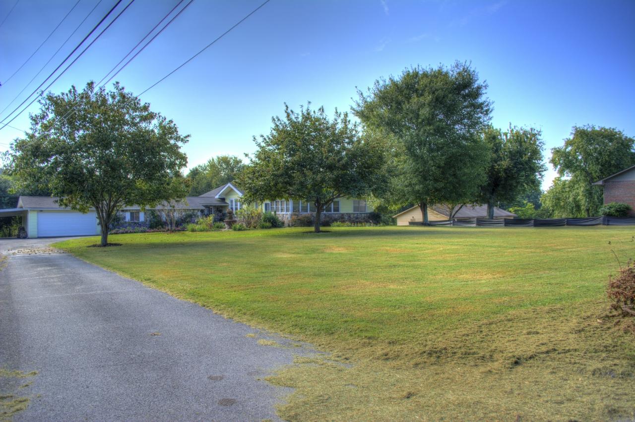 3336 Roberts Road Chattanooga, TN 37416 - Photo 33 of 95 DSC_0004_5_6 (1280x852) (1280x852)