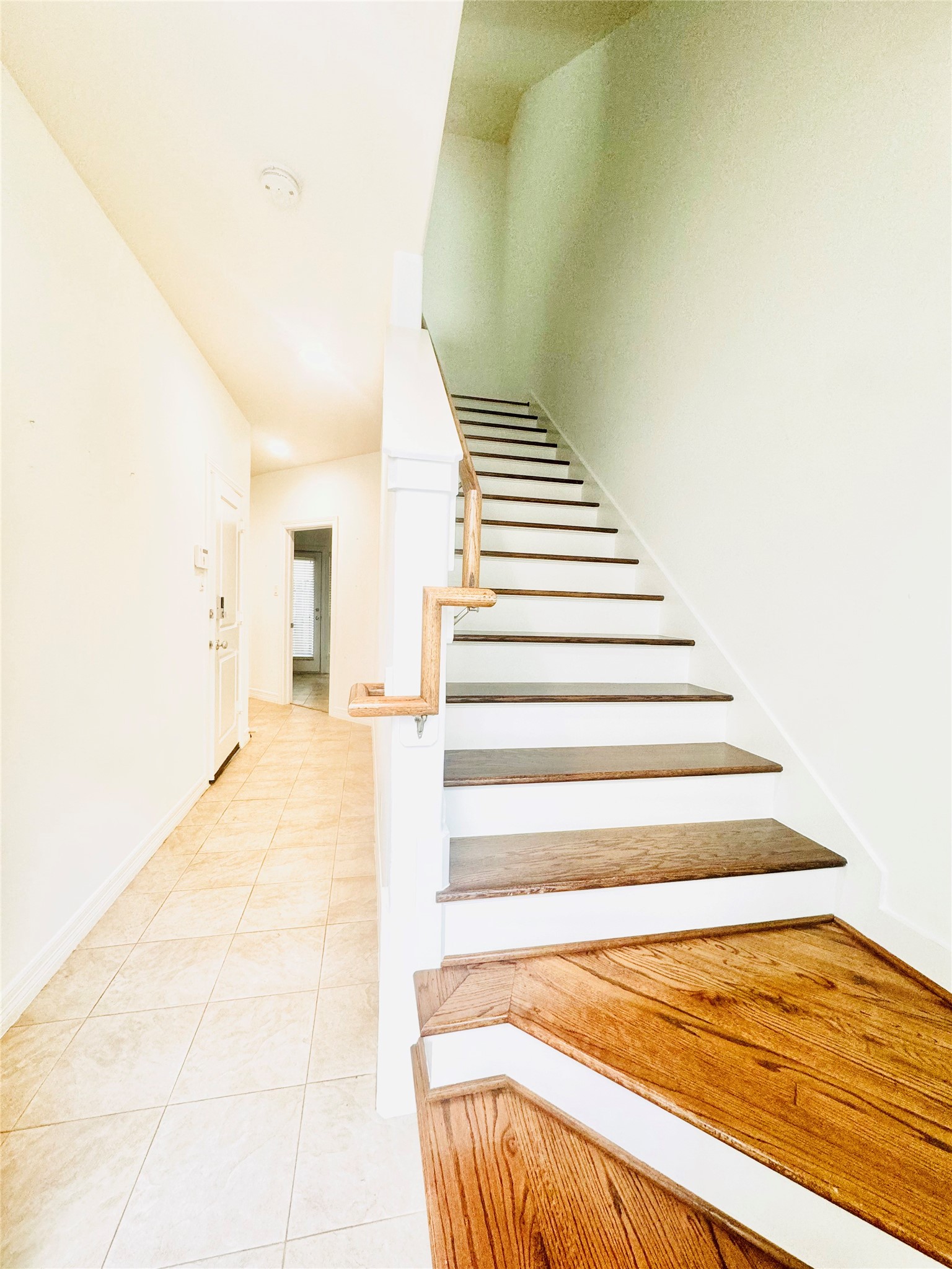 3846 Center Street Houston, TX 77007 - Photo 4 of 37 Stairs to 2nd floor