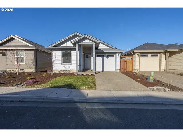 $429,000 | 1850 Southeast Mulberry Avenue, Dallas, OR 97338