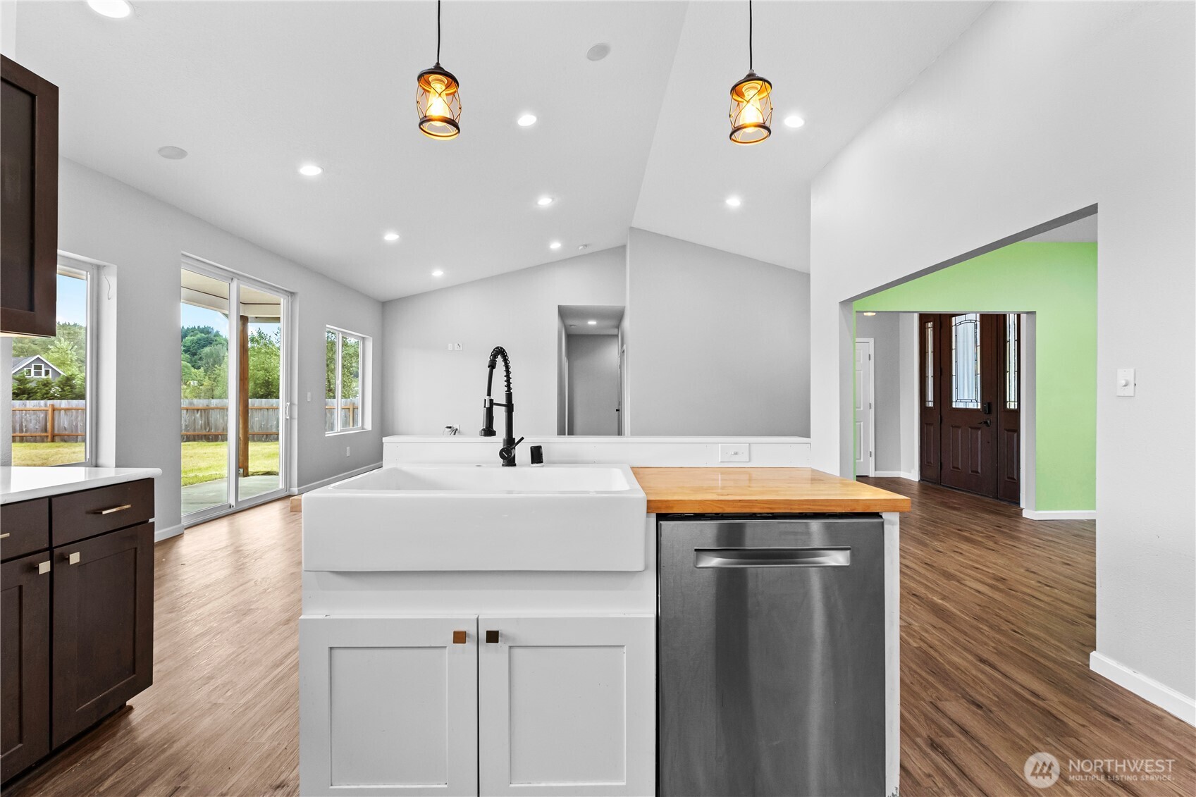 249 Flatt Road Kelso, WA 98626 - Photo 13 of 39 a large white kitchen with a large window