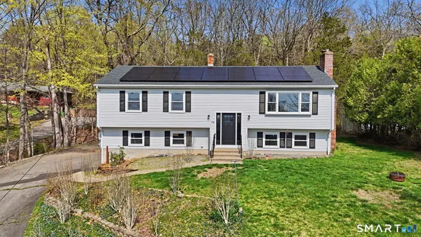 $380,000 | 914 Saybrook Road, Middletown, CT 06457