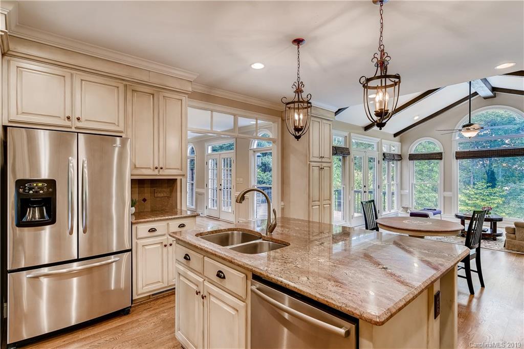 4520 Binfords Ridge Road Charlotte, NC 28226 - Photo 6 of 25 Gallery Image 6