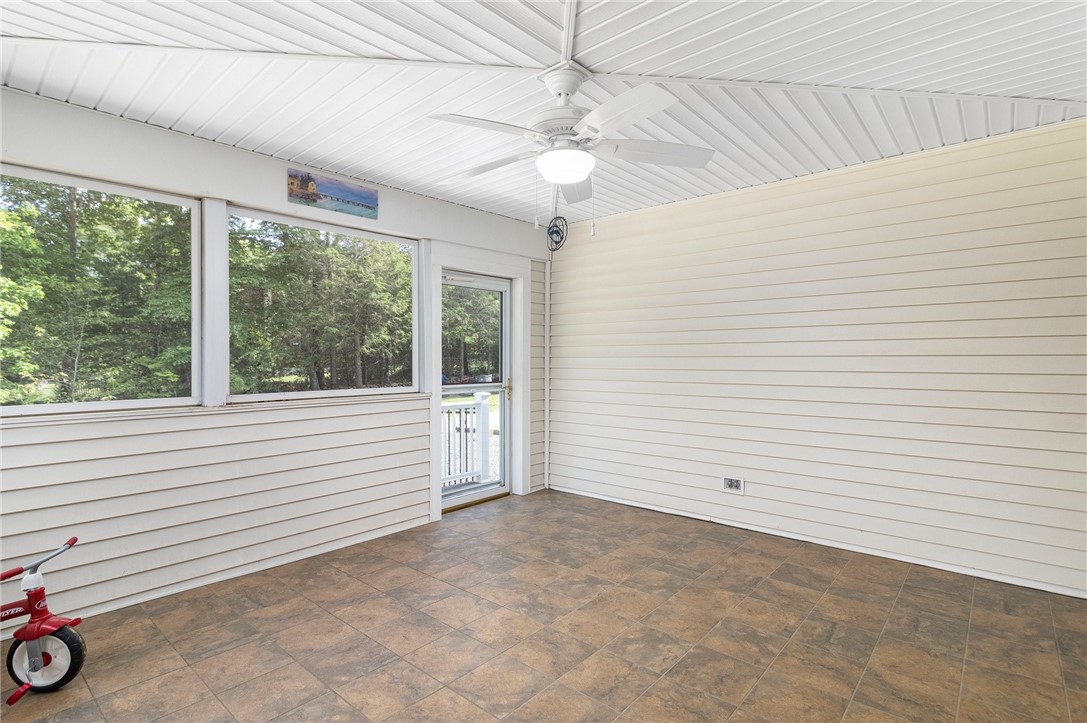 350 Shippee Road East Greenwich, RI 02818 - Photo 16 of 38 Gallery Image 16
