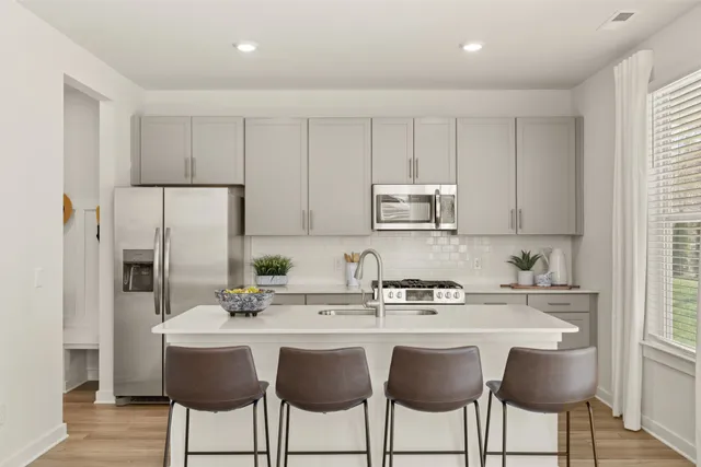 $379,990 | 1321 Gentry Drive, Clarksville, TN 37043