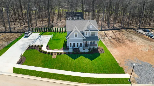 $379,990 | 1321 Gentry Drive, Clarksville, TN 37043