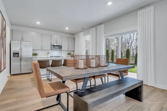 $379,990 | 1321 Gentry Drive, Clarksville, TN 37043