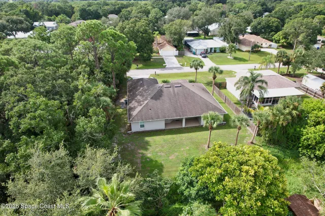 $419,900 | 443 Lanfair Avenue, Sebastian, FL 32958