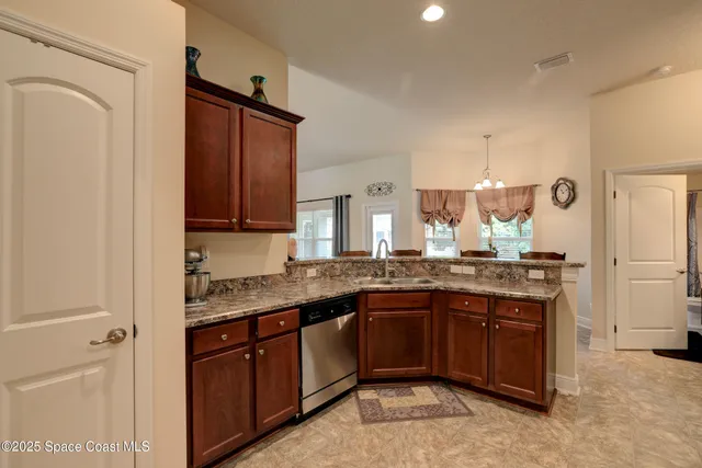 $419,900 | 443 Lanfair Avenue, Sebastian, FL 32958