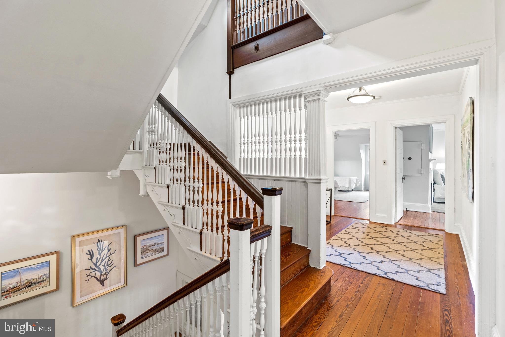 317 Hawthorn Road Baltimore, MD 21210 - Photo 26 of 59 Stairway to second level landing