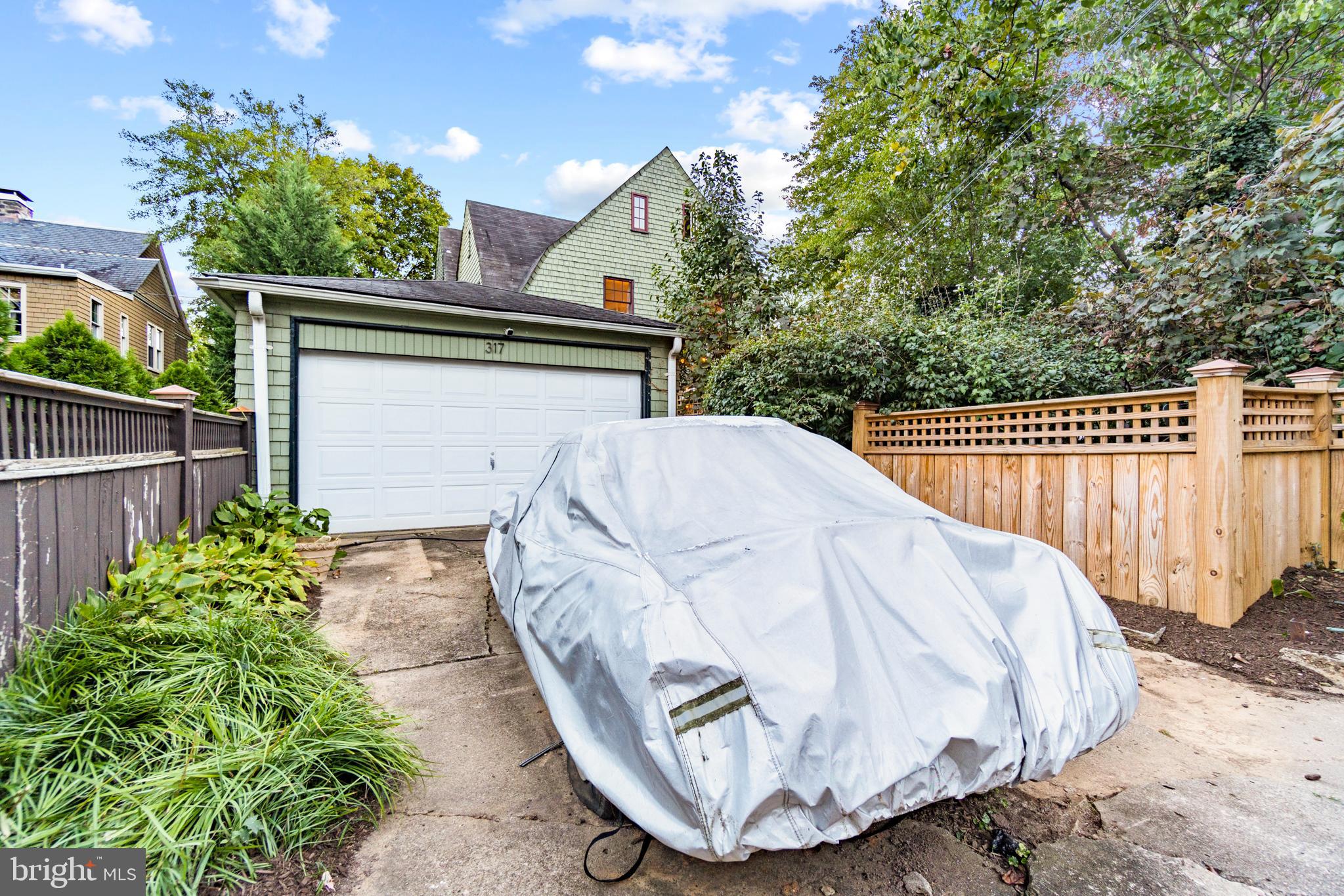317 Hawthorn Road Baltimore, MD 21210 - Photo 50 of 59 Driveway and detached garage