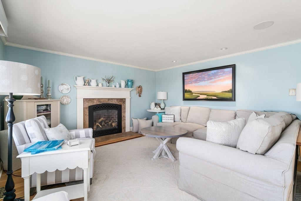 9 Seagate Circle Scituate, MA 02066 - Photo 6 of 33