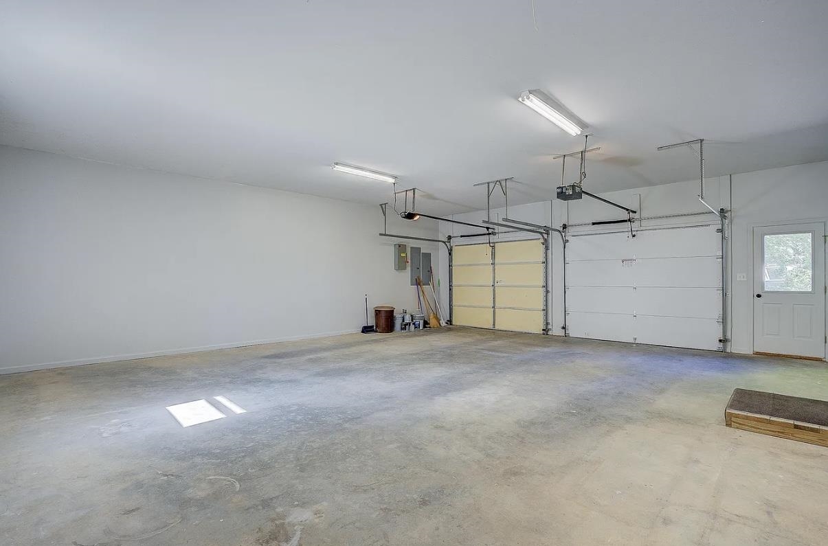 649 Greyledge Road Buchanan, VA 24066 - Photo 10 of 75 an empty room with ceiling fan and windows