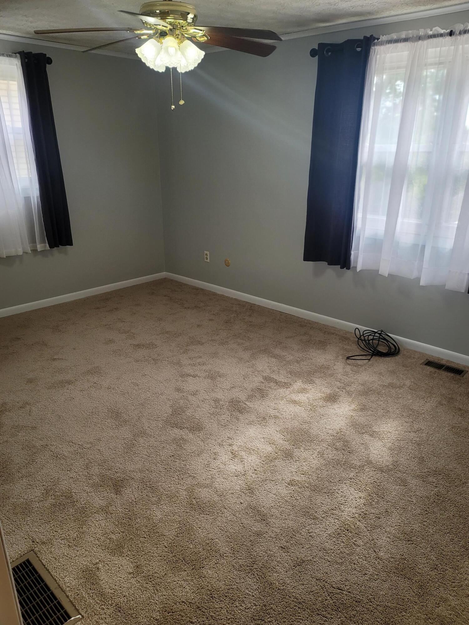 3915 Rio Grande Avenue Groveport, OH 43125 - Photo 11 of 23 20230527_170210
