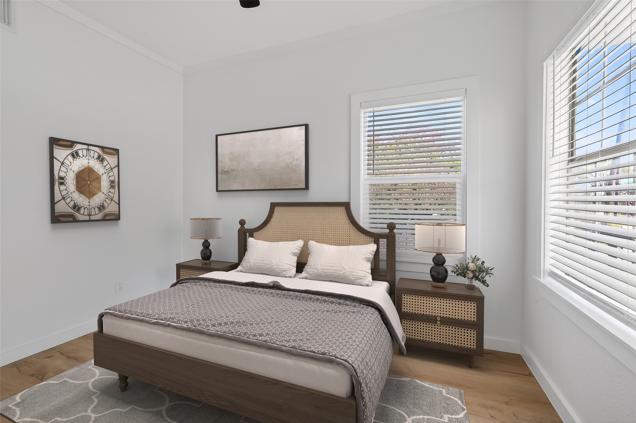 2202 Hutchins Street, Unit B Houston, TX 77003 - Photo 18 of 35 Virtually Staged Image