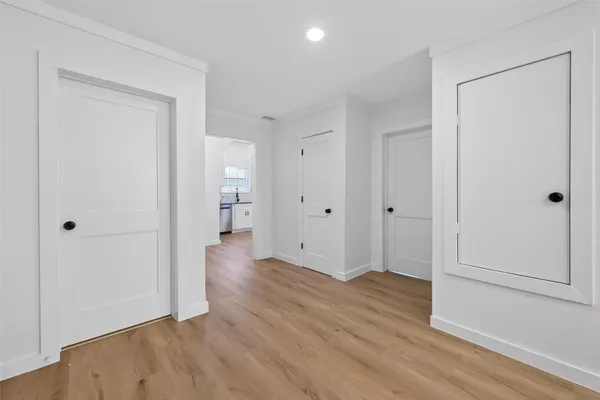 $1,350 | 2202 Hutchins Street, Unit B, Houston, TX 77003