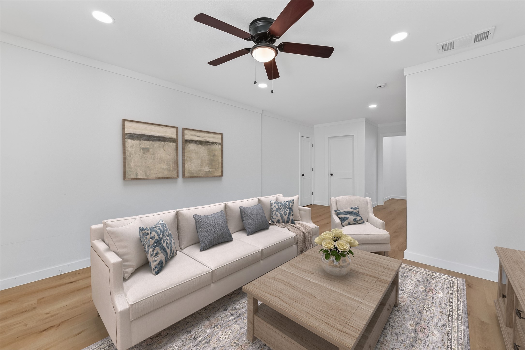 2202 Hutchins Street, Unit B Houston, TX 77003 - Photo 10 of 35 Virtually Staged Image