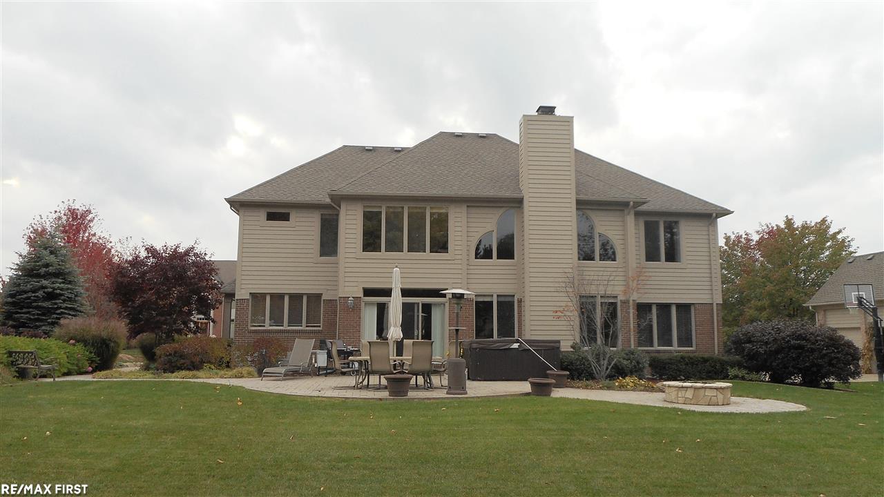 574 Springview Drive Rochester, MI 48307 - Photo 13 of 59 Gallery Image 13