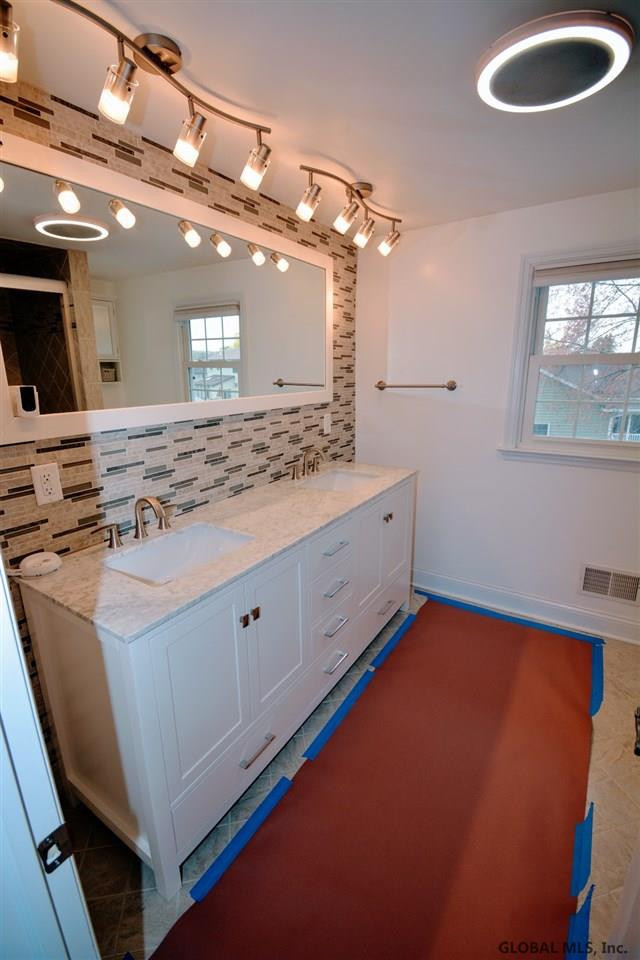45 Princetown Road Rotterdam, NY 12306 - Photo 31 of 49 Photo 31