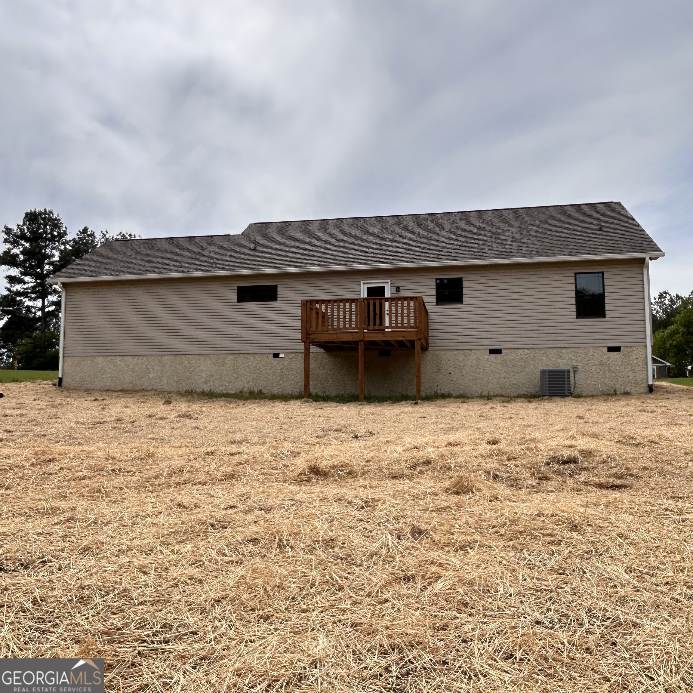 1143 Bell Loop Chatsworth, GA 30705 - Photo 2 of 21